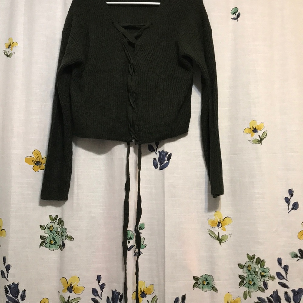 Sweater - Picture 2 of 3